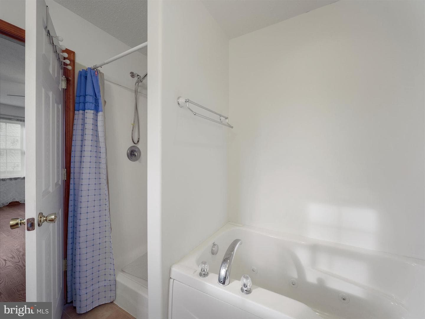 290 Leedy Way West W photo 28