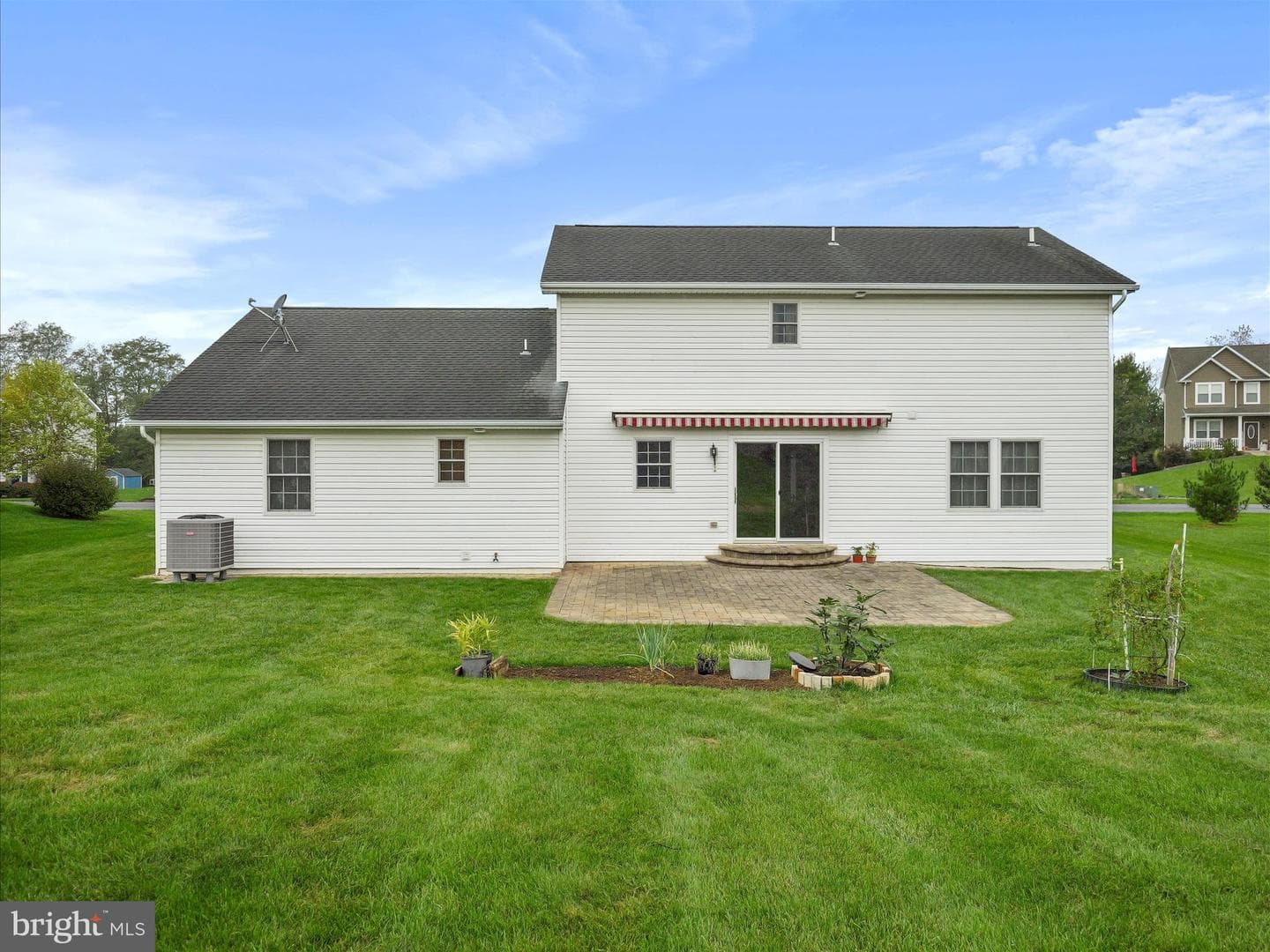 290 Leedy Way West W photo 41