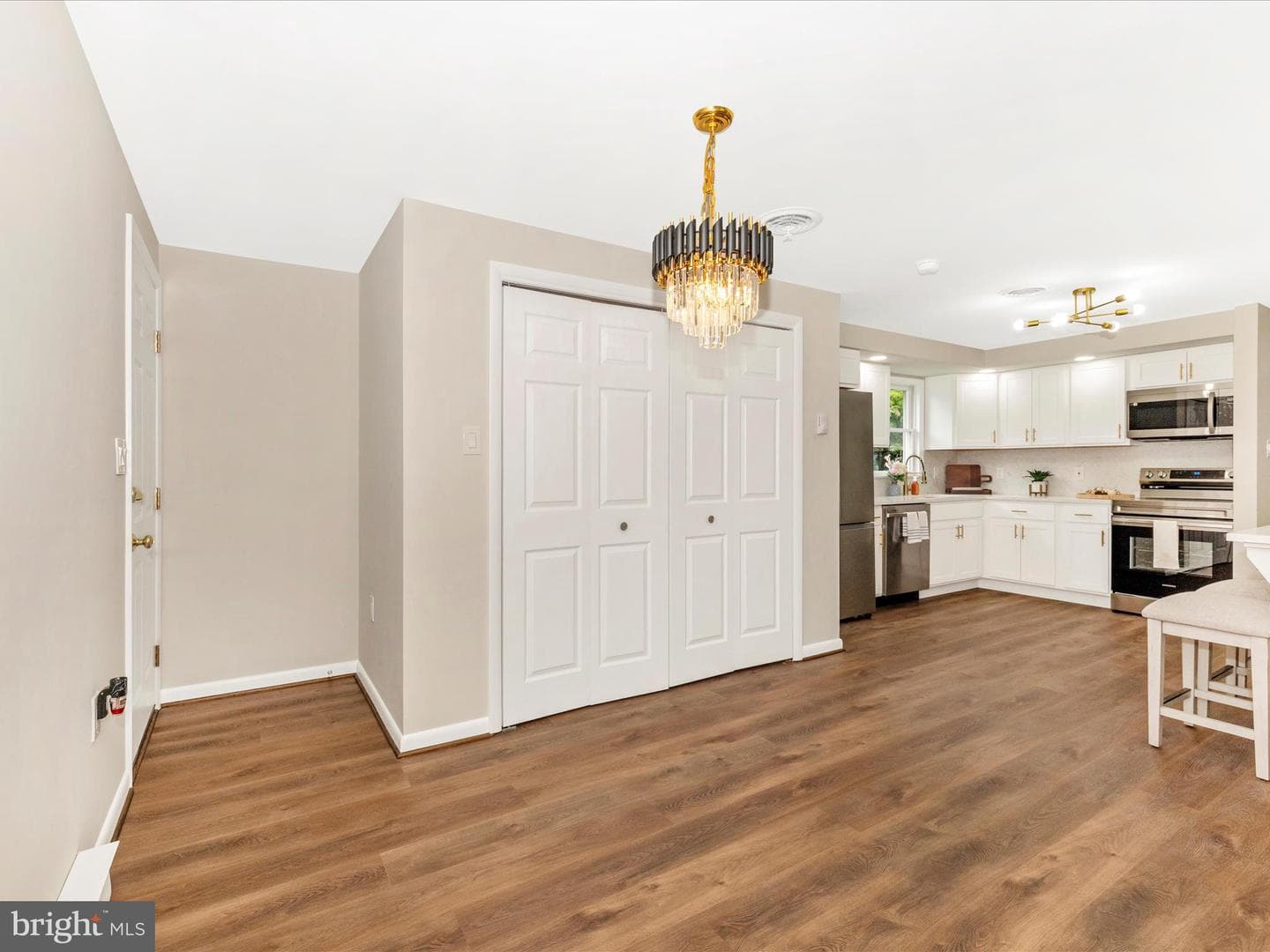 201 Beech Lane E photo 13