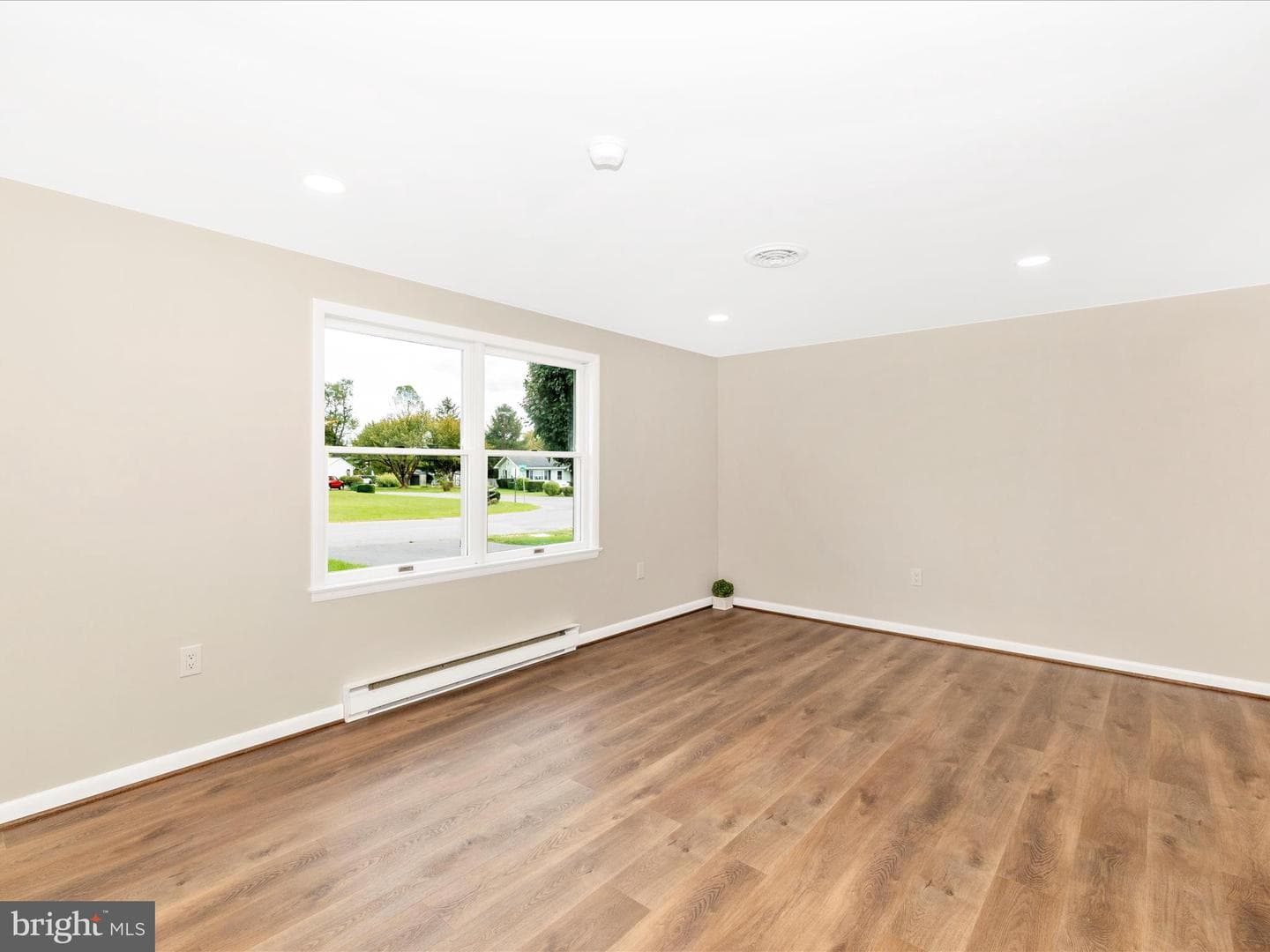 201 Beech Lane E photo 18