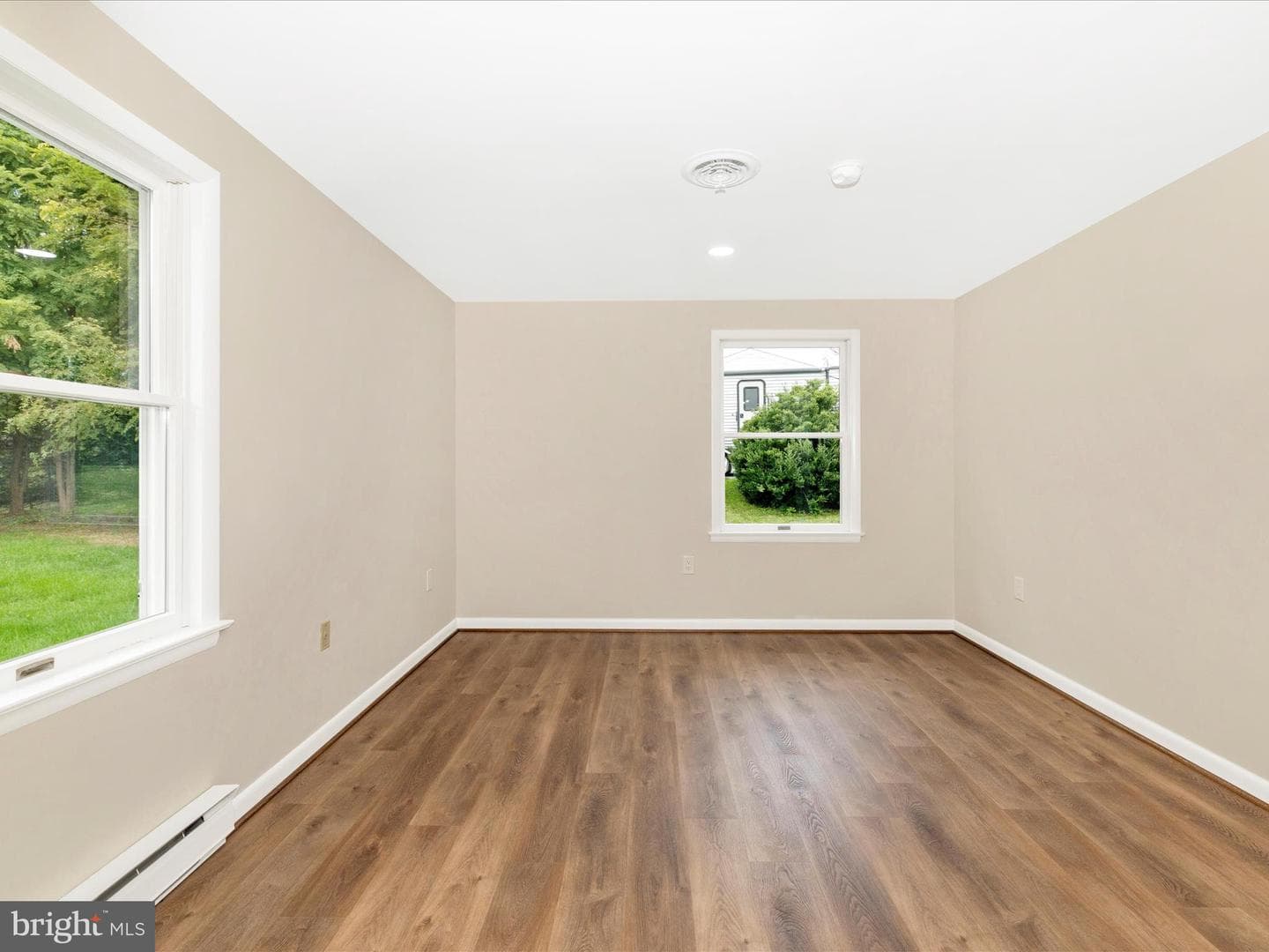 201 Beech Lane E photo 27