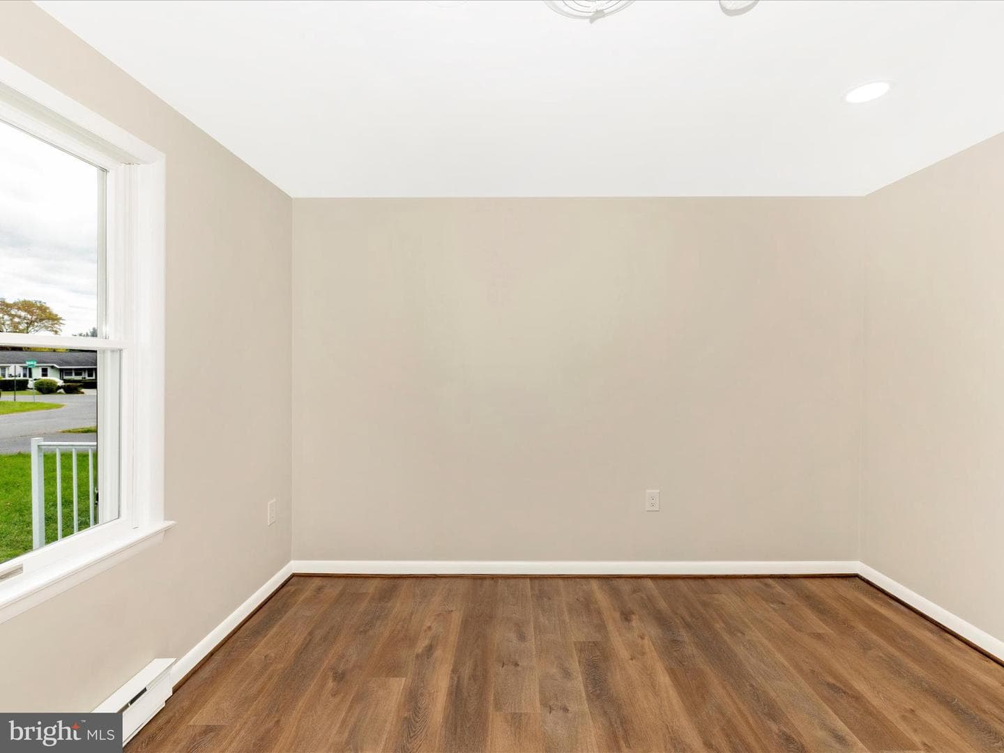 201 Beech Lane E photo 34