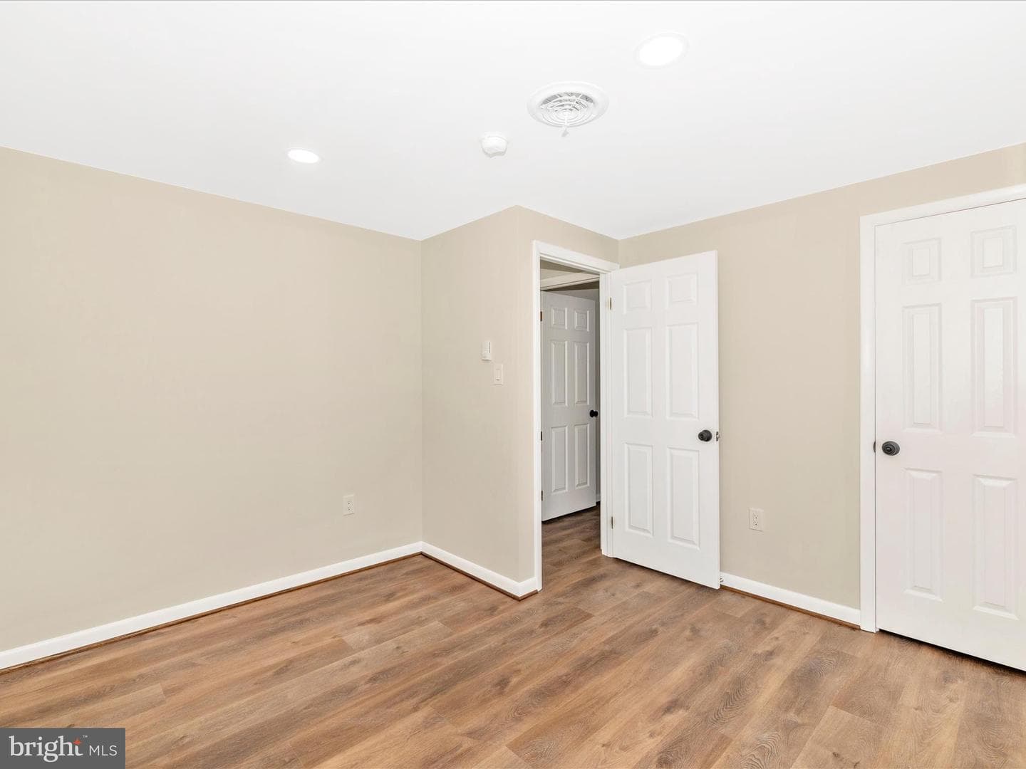 201 Beech Lane E photo 35