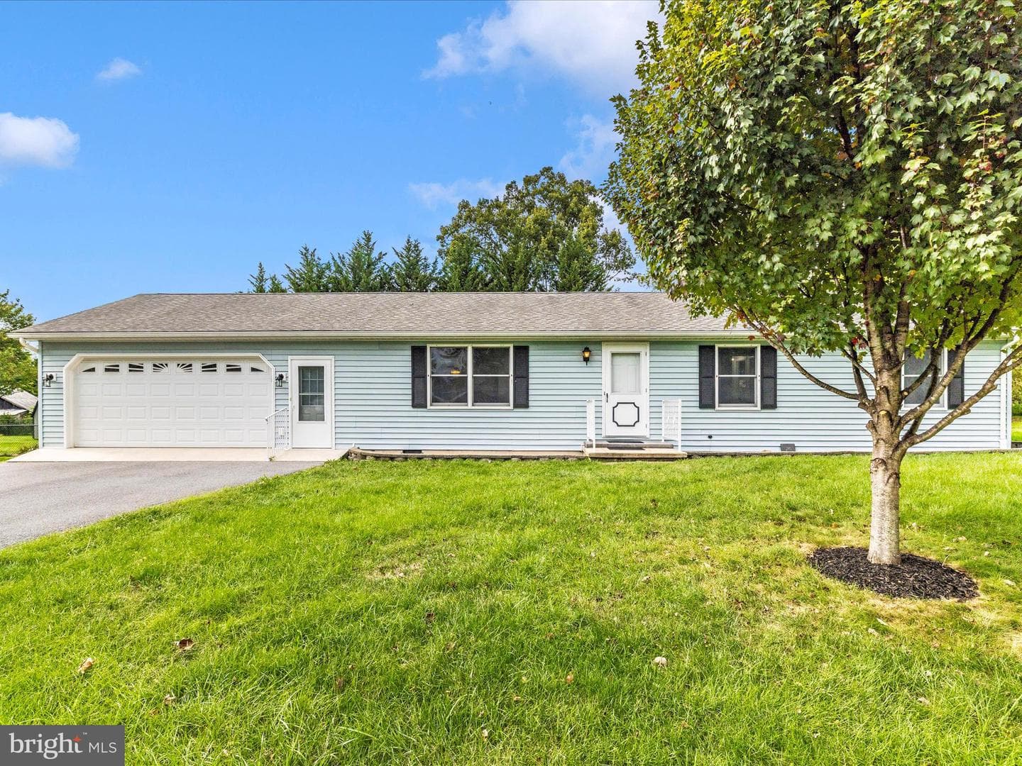 201 Beech Lane E photo 44
