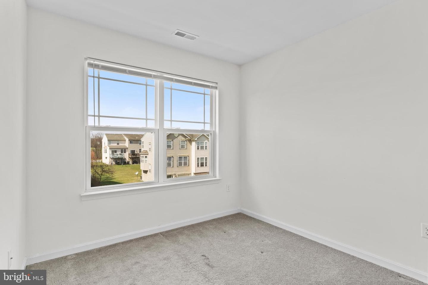 3381 Landmark Court photo 29