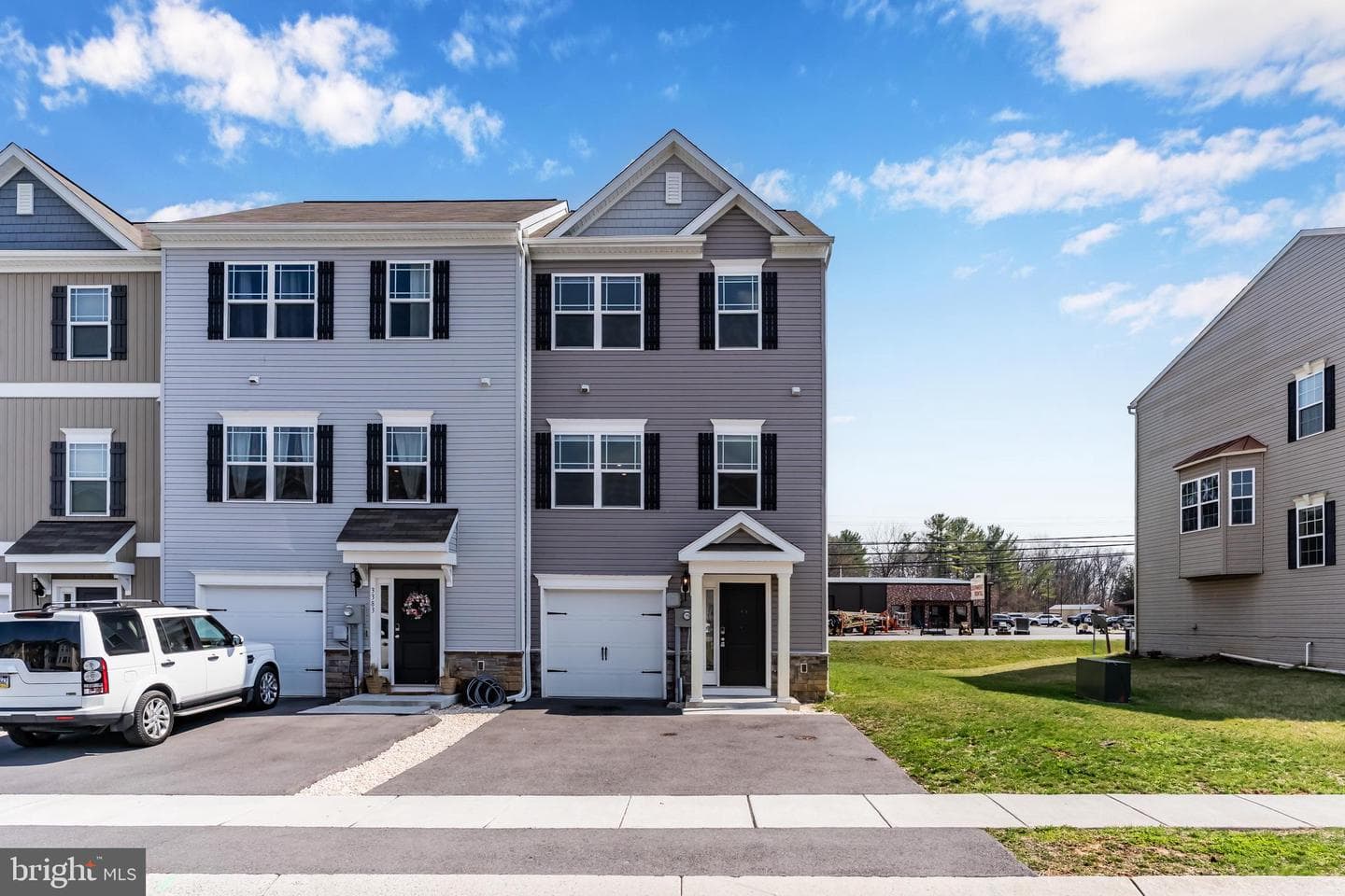3381 Landmark Court photo 3
