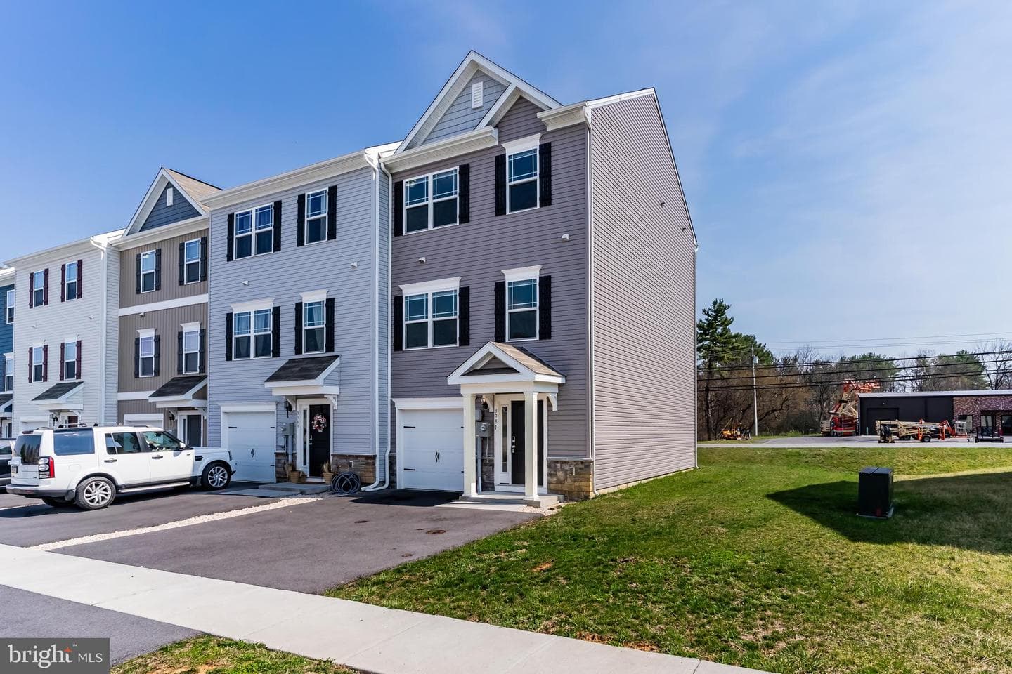 3381 Landmark Court photo 31