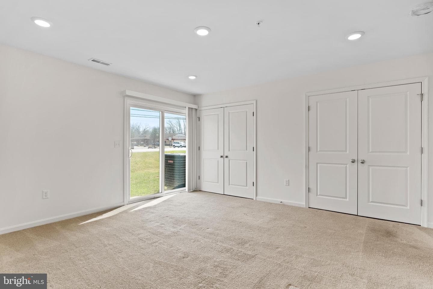3381 Landmark Court photo 6