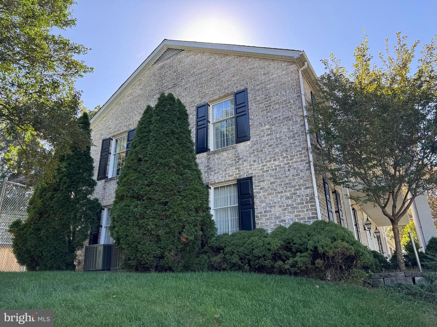 586 Crestwood Drive photo 13