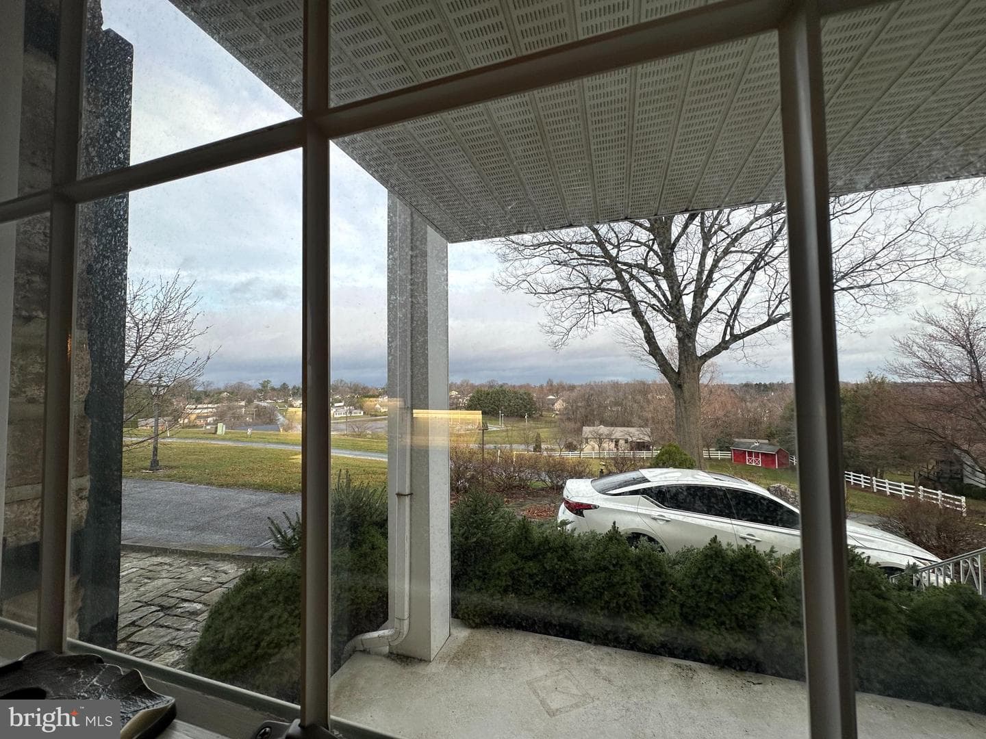 586 Crestwood Drive photo 44