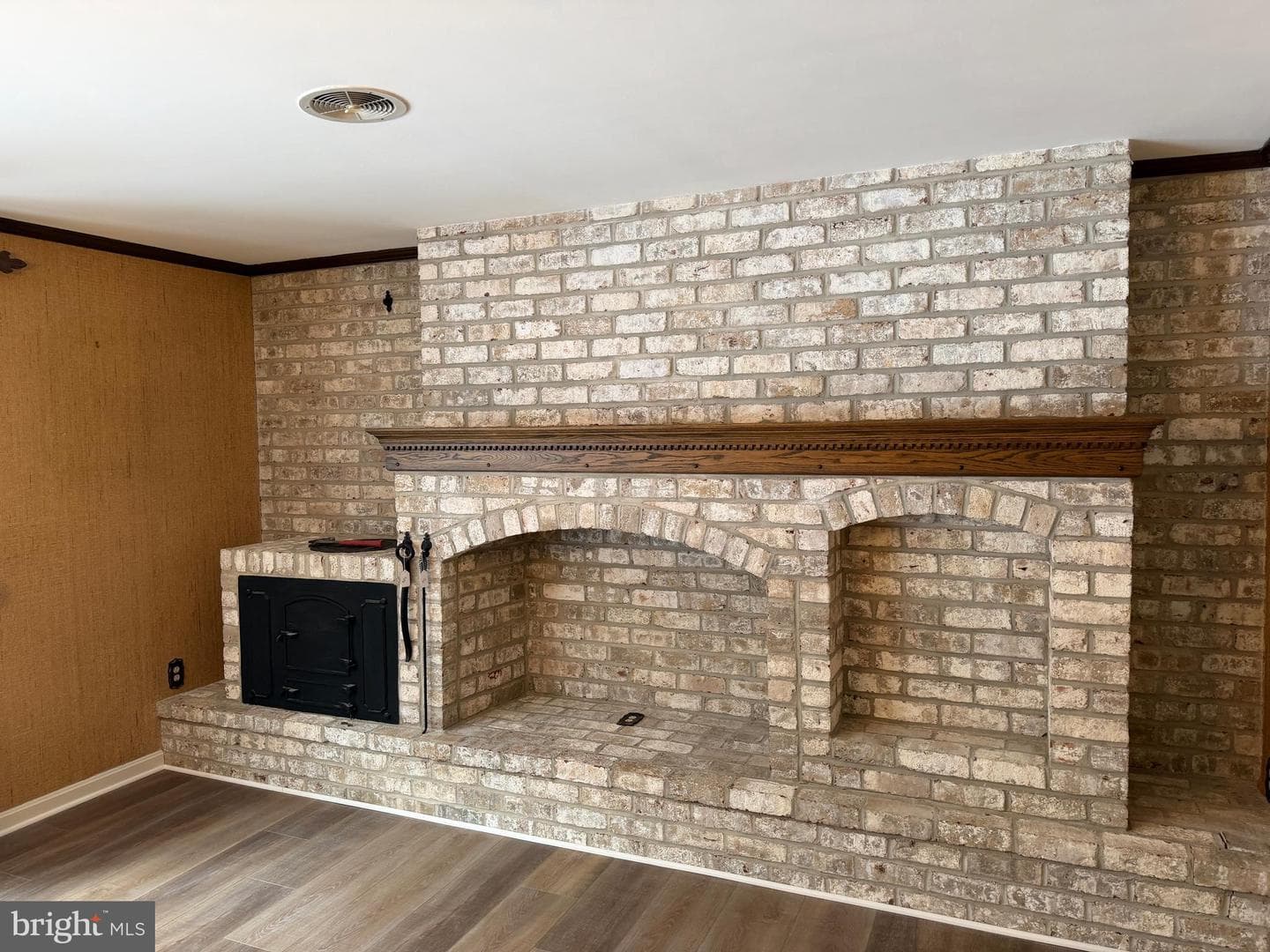 586 Crestwood Drive photo 47
