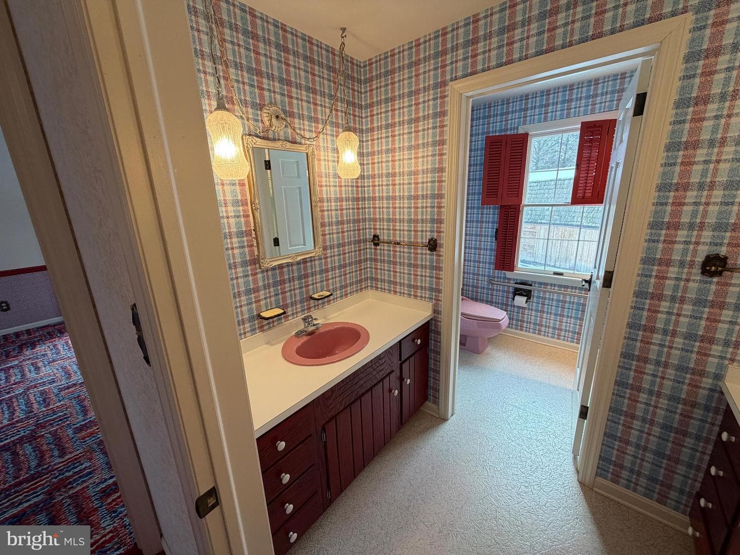 586 Crestwood Drive photo 97