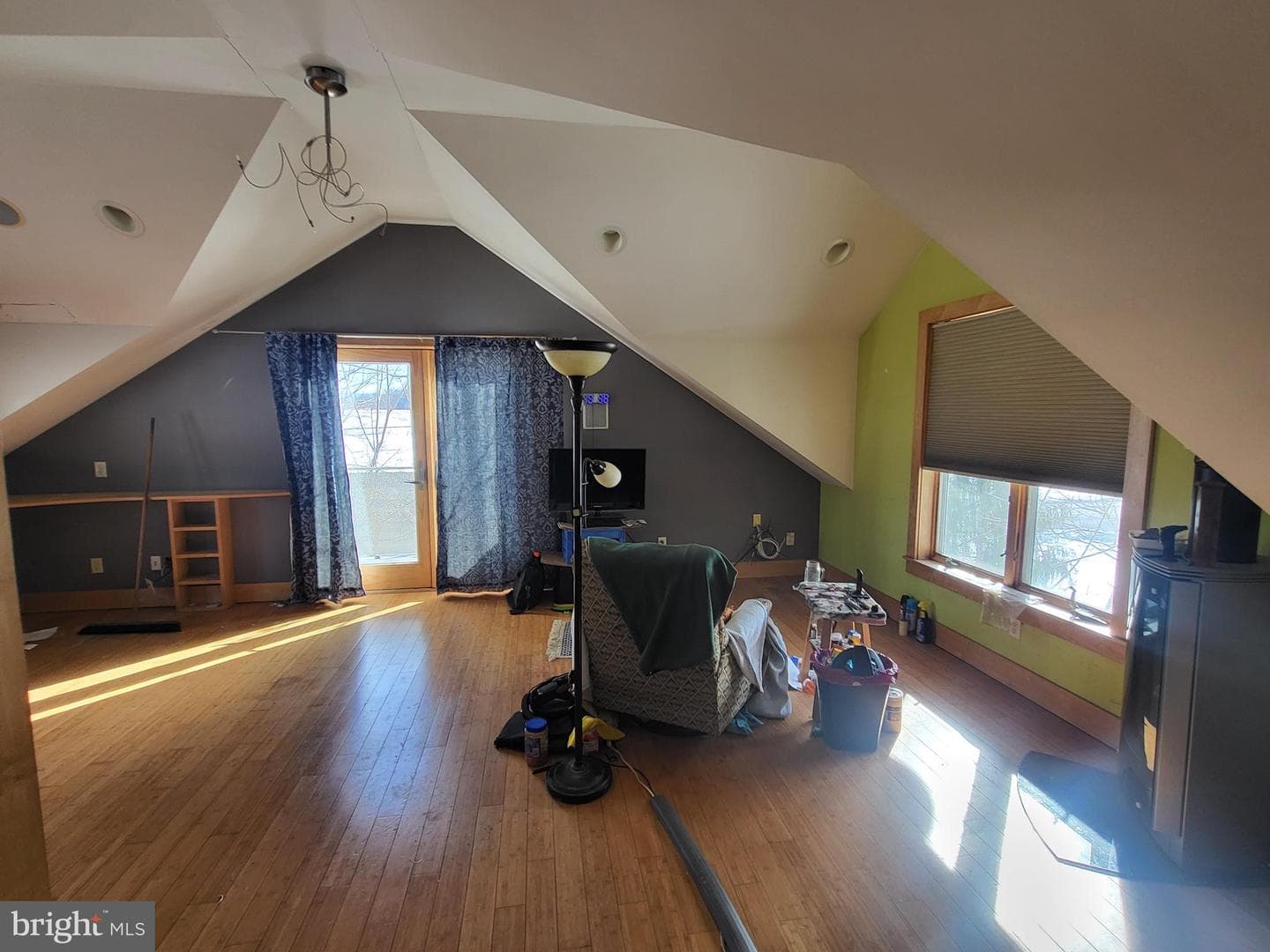 645 Edwards Avenue photo 9