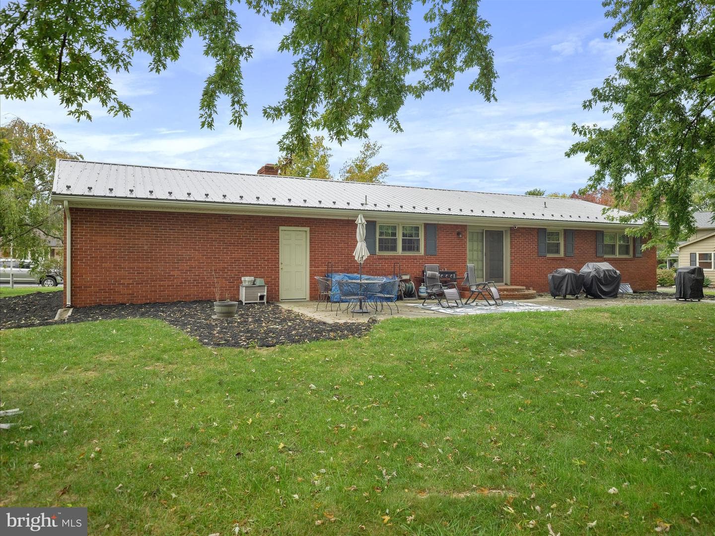 560 Meadowview Circle photo 34