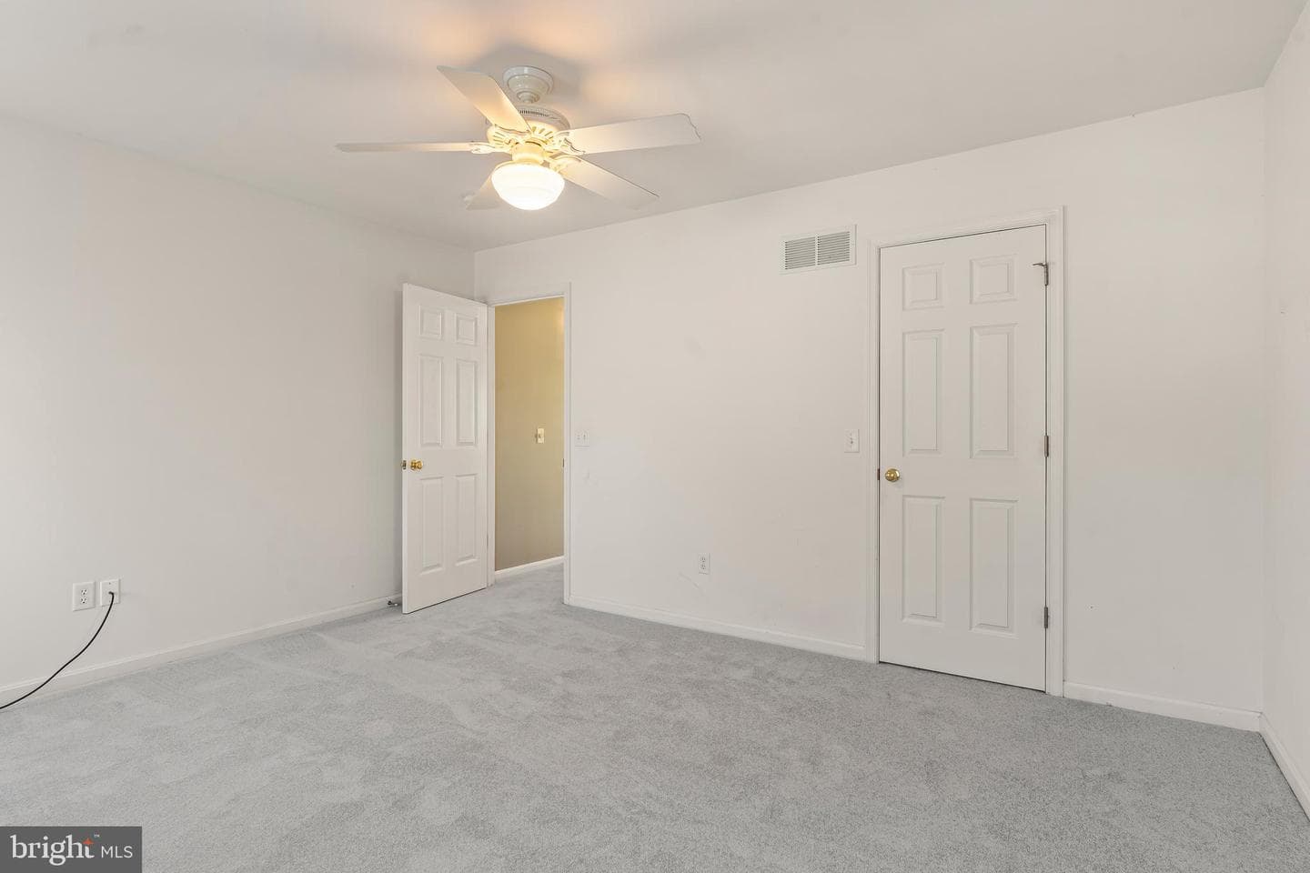 520 N Potomac Street photo 22
