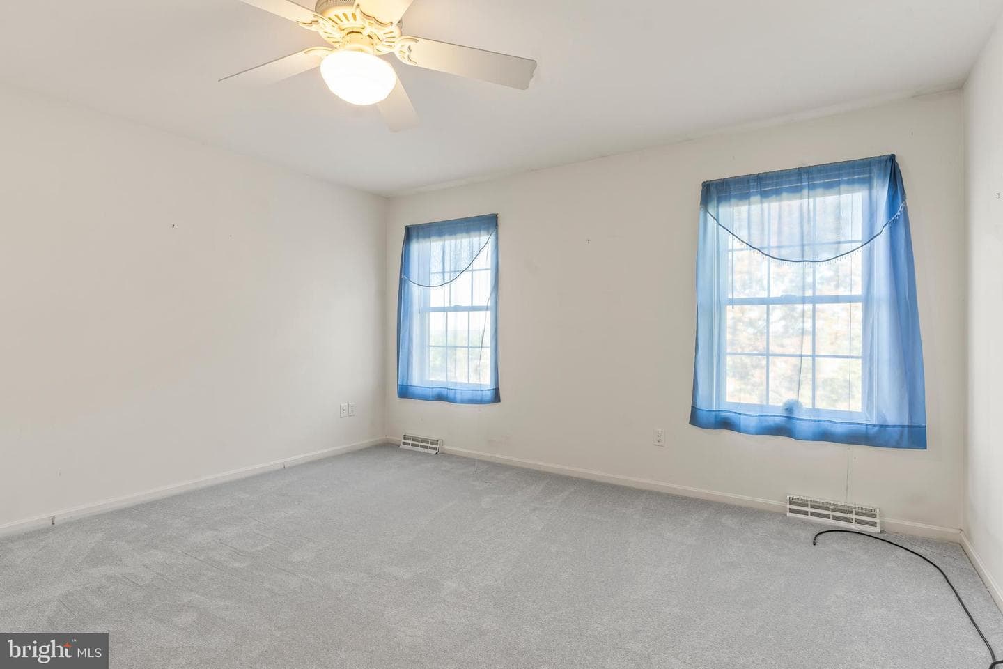 520 N Potomac Street photo 24