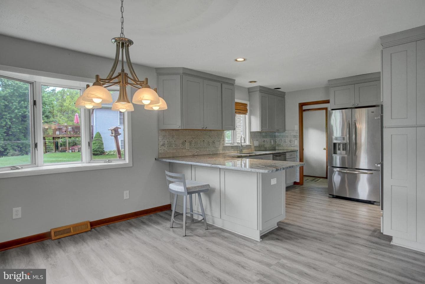 10050 Mccreary Road photo 16