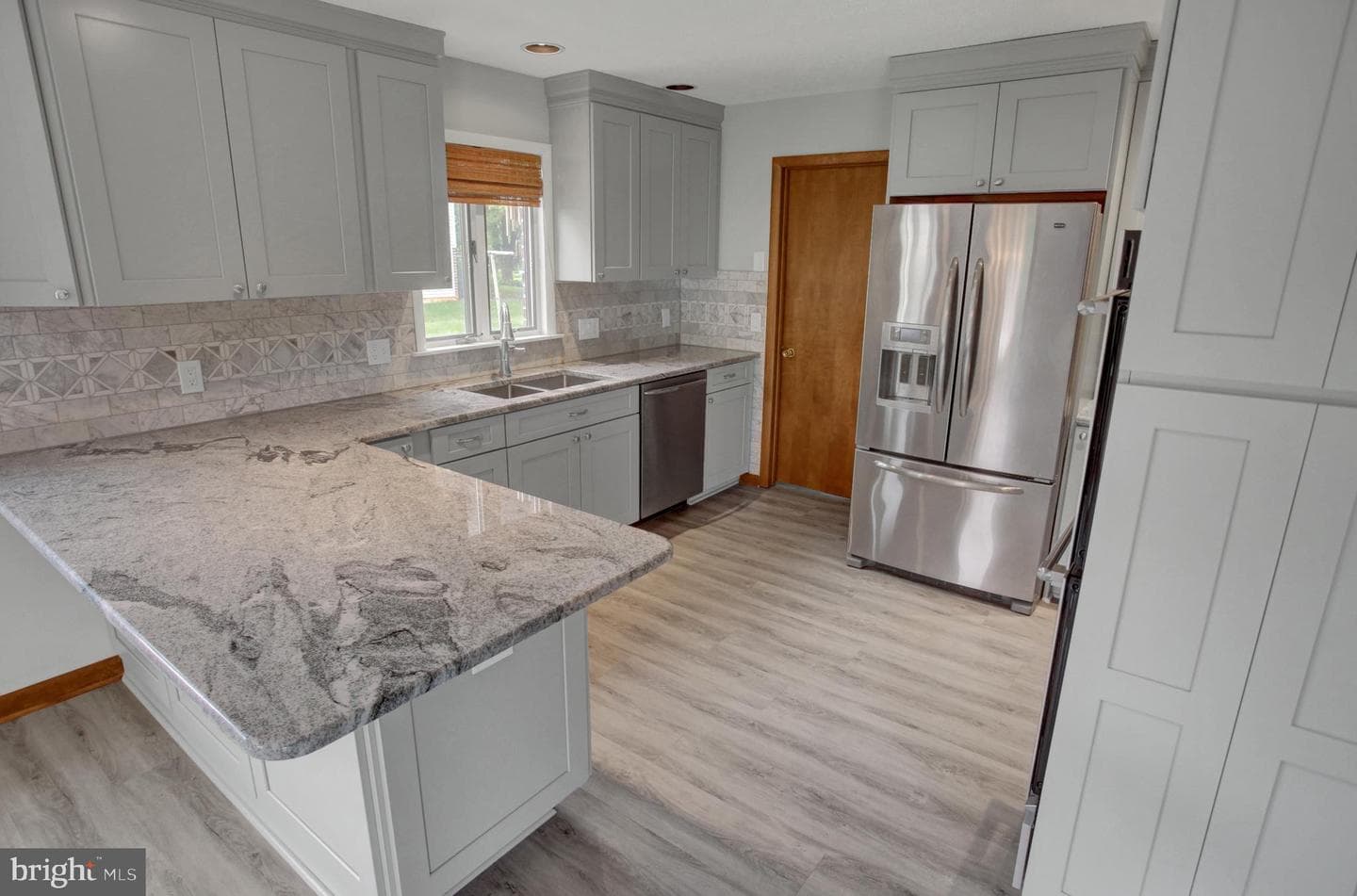 10050 Mccreary Road photo 26