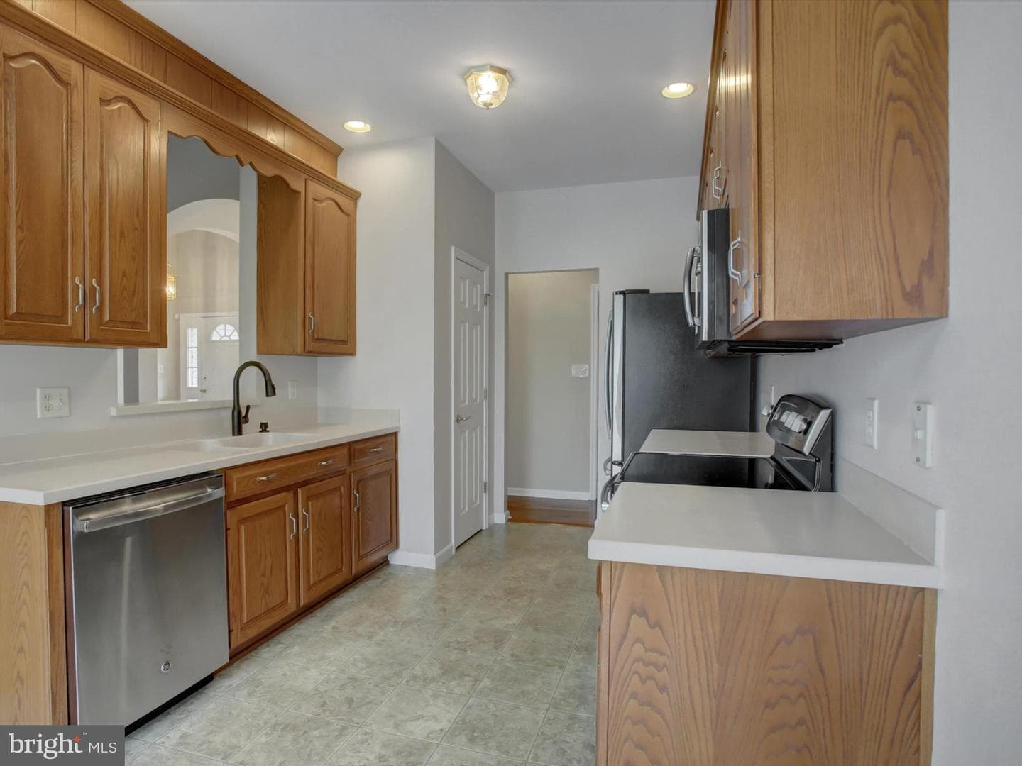 11765 Melrose Avenue photo 25