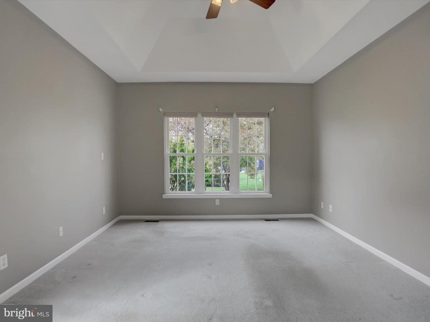 11765 Melrose Avenue photo 37