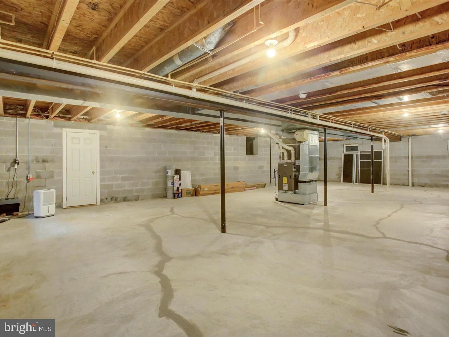 11765 Melrose Avenue photo 57