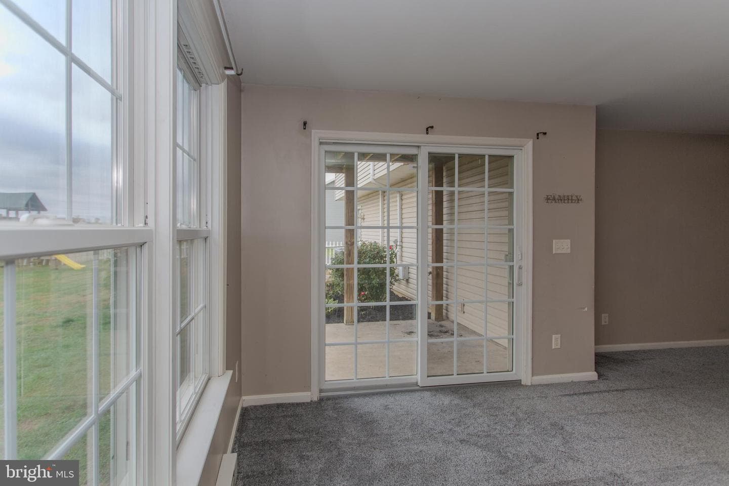 11268 Thornwood Road photo 36