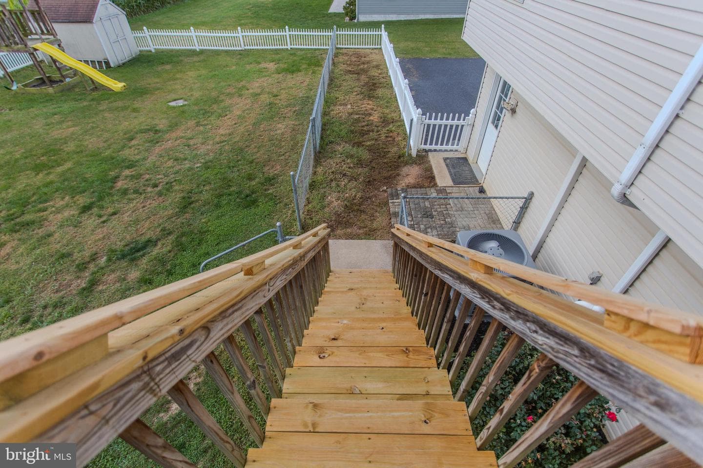 11268 Thornwood Road photo 53