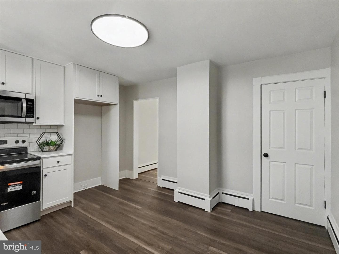 13883 Buchanan Trail W photo 13