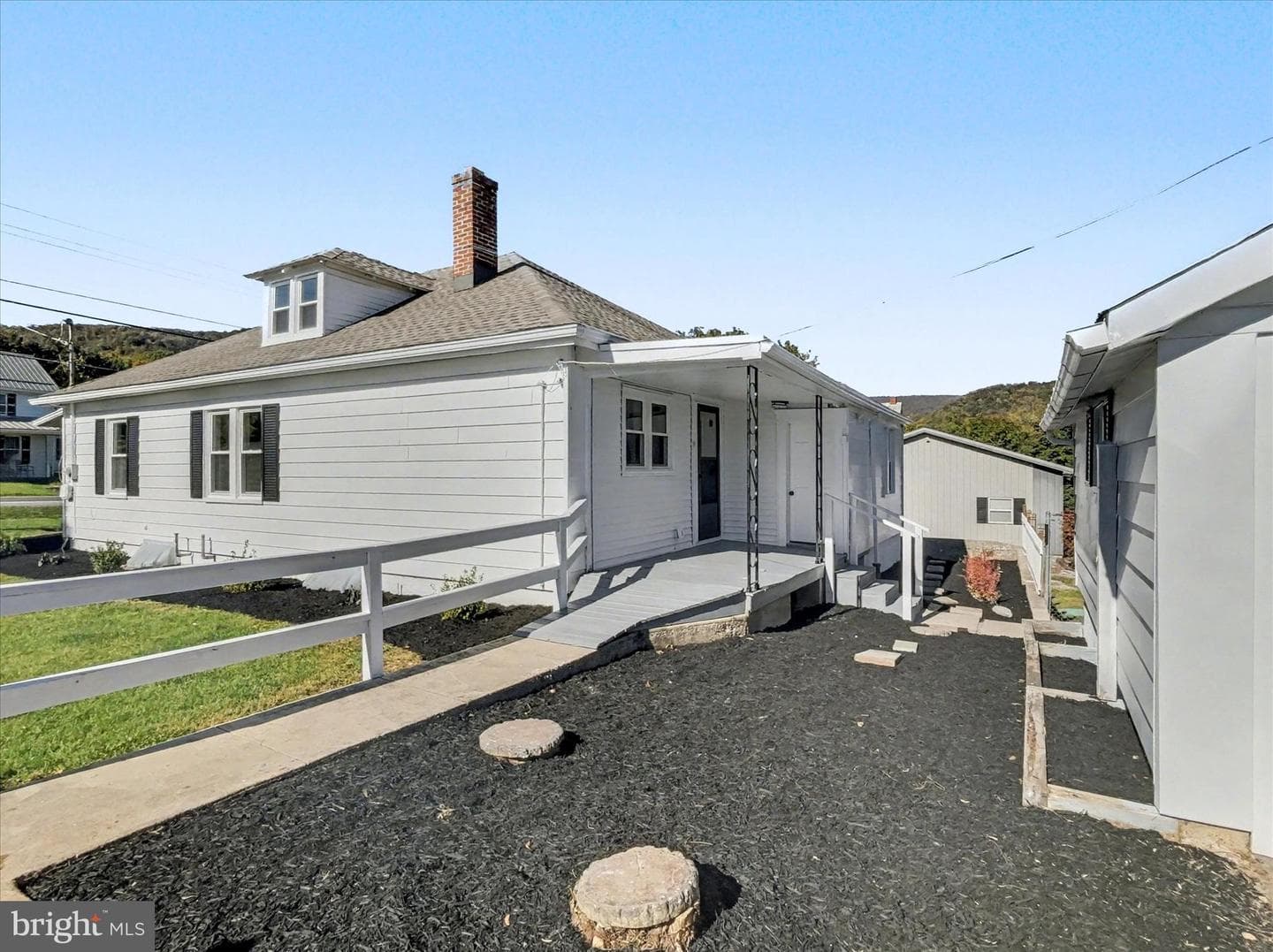 13883 Buchanan Trail W photo 24