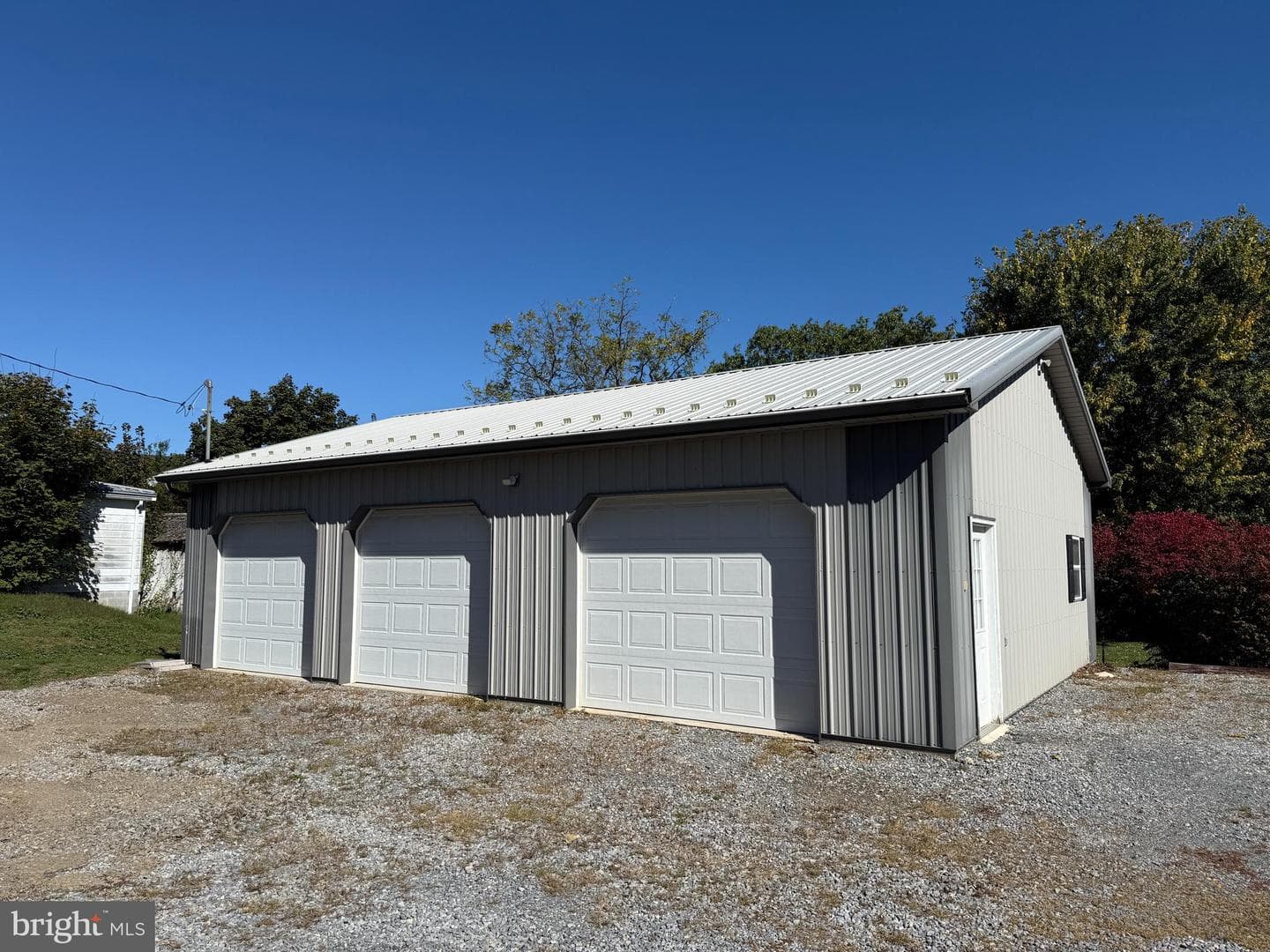13883 Buchanan Trail W photo 6