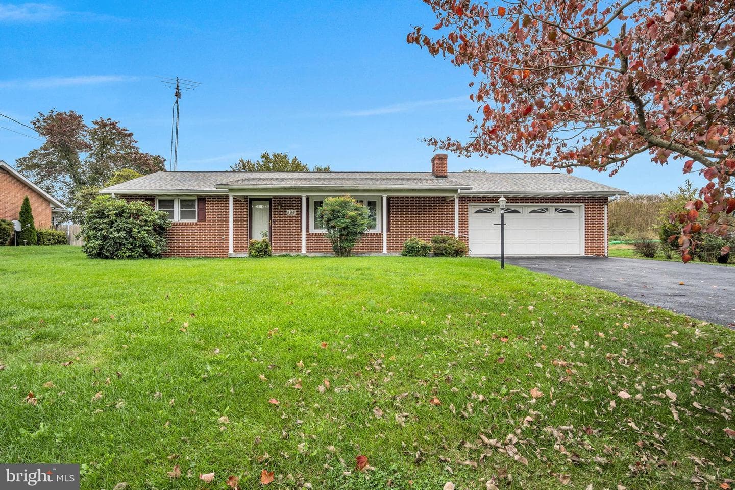 594 Shadyside Drive photo 32