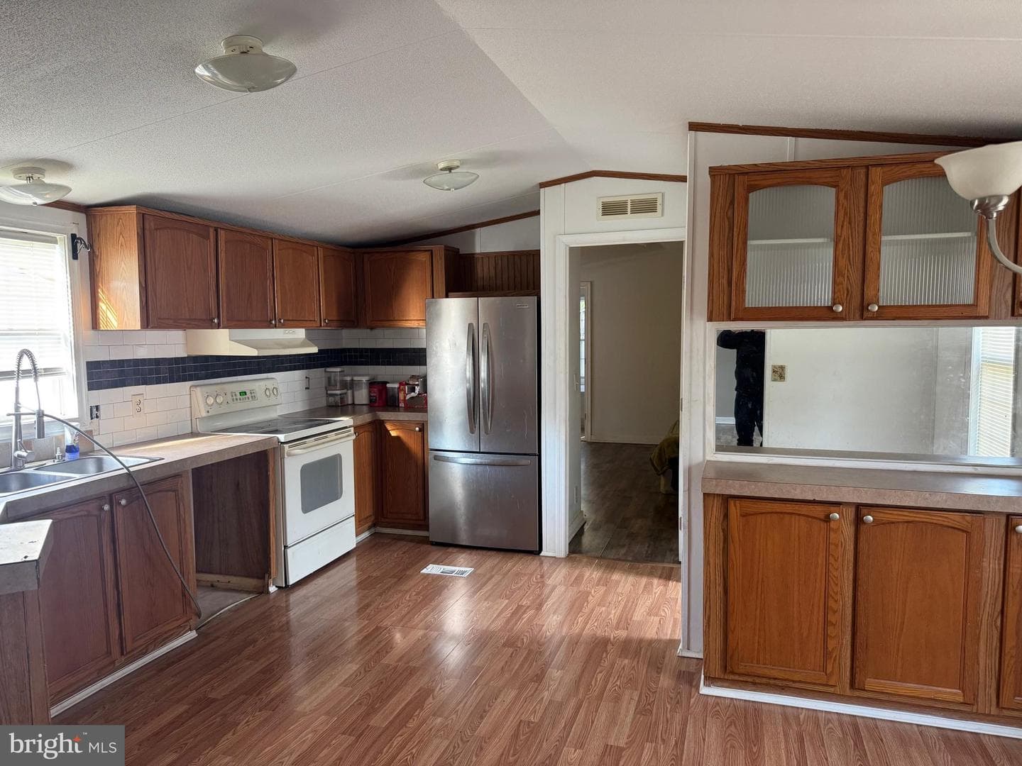 10655 G &amp; G Lane #63 photo 3
