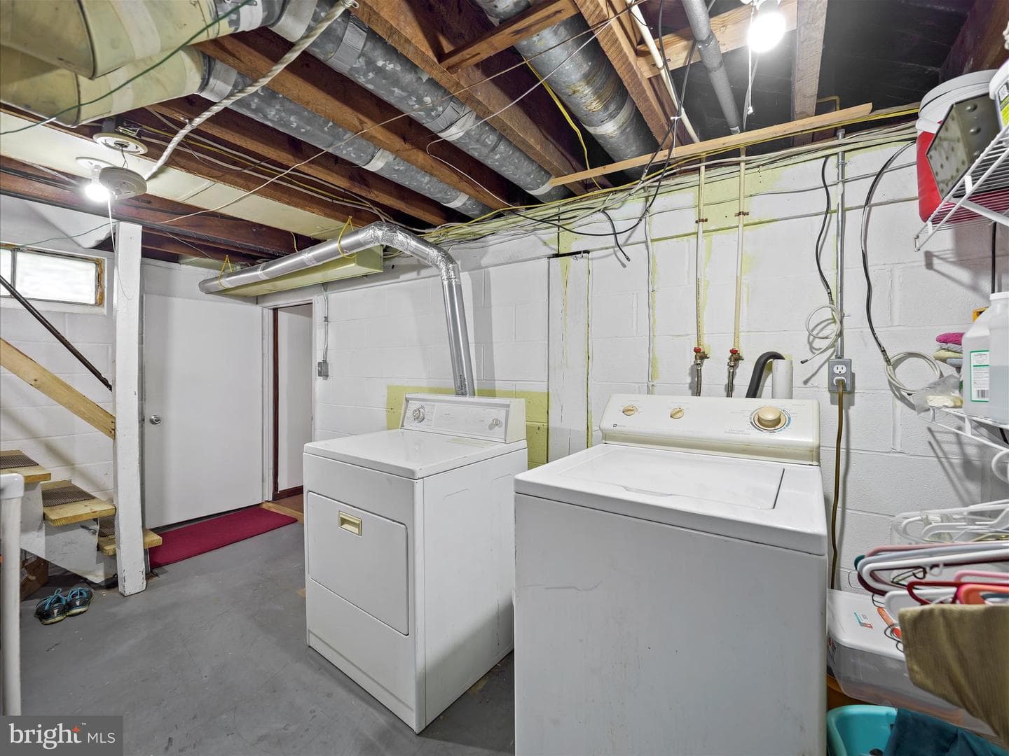 454 East King Street photo 17
