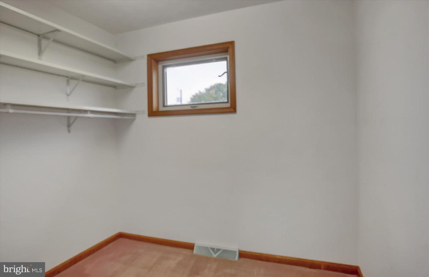 7471 Smith Road photo 22