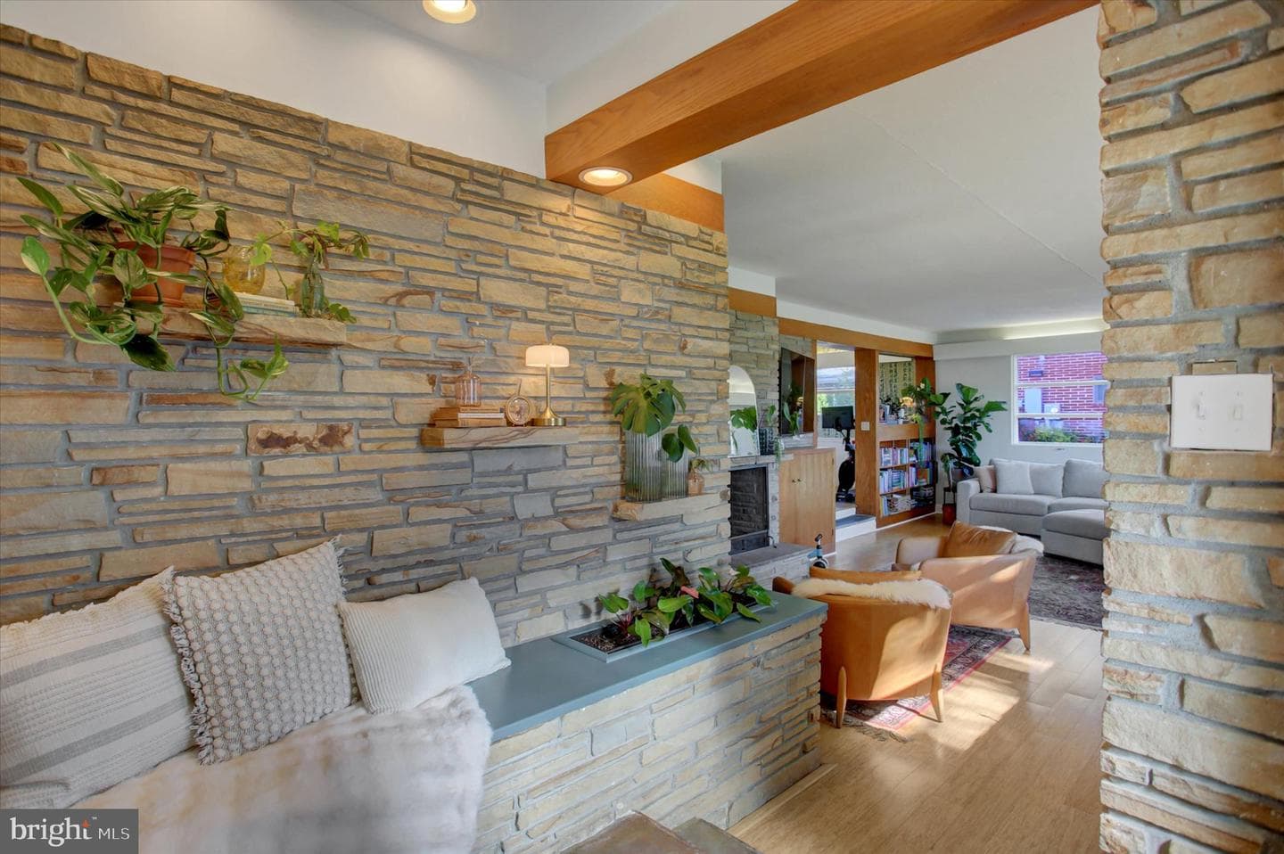 725 Floral Avenue photo 20