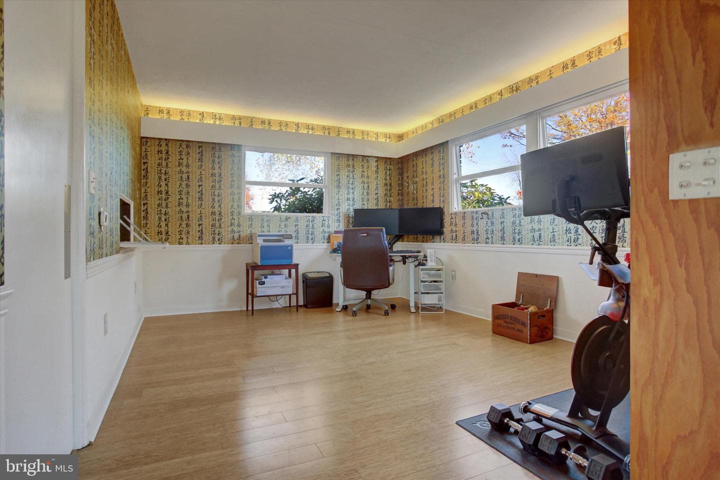 725 Floral Avenue photo 28