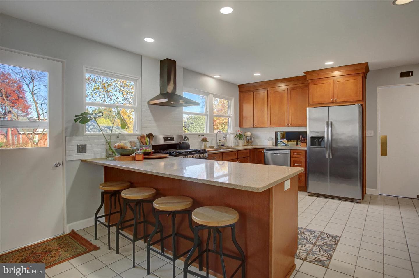 725 Floral Avenue photo 33