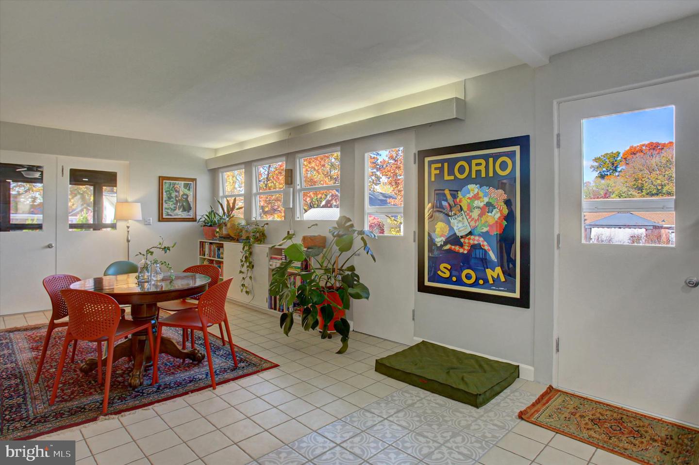 725 Floral Avenue photo 39