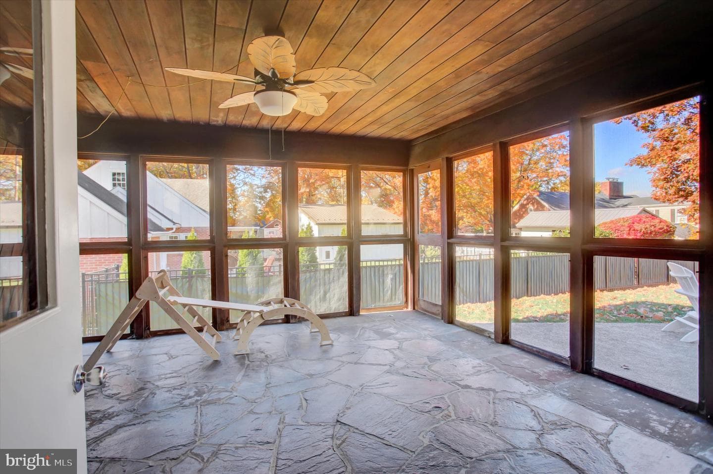 725 Floral Avenue photo 44