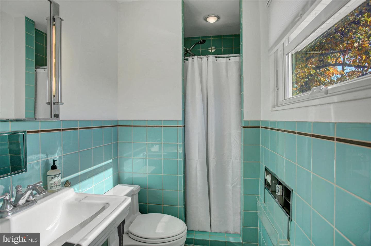 725 Floral Avenue photo 60