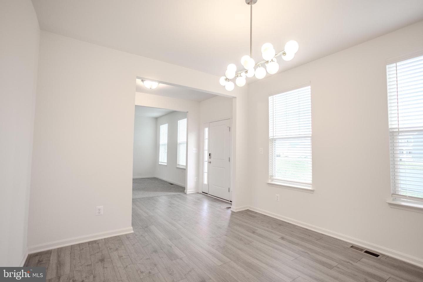 460 Paradise View Drive photo 52