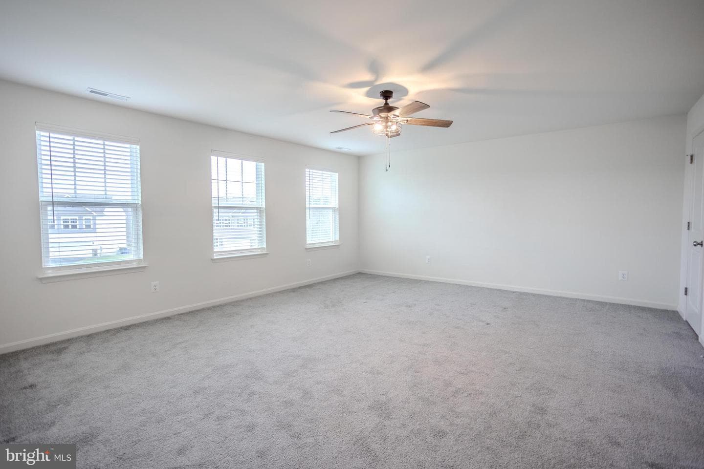 460 Paradise View Drive photo 82
