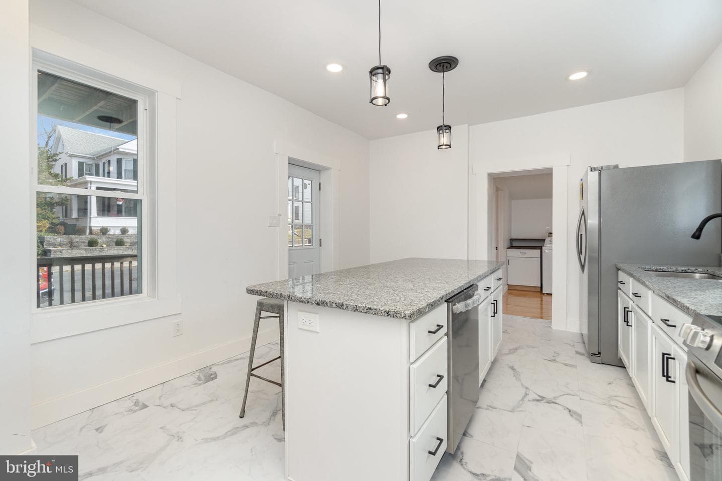 101 Fairview Avenue W photo 12