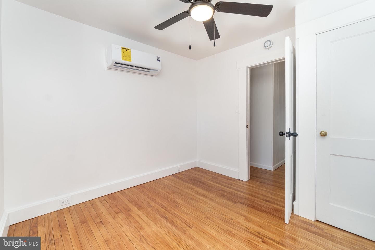 101 Fairview Avenue W photo 25