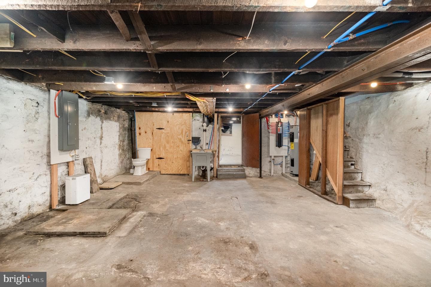 101 Fairview Avenue W photo 29