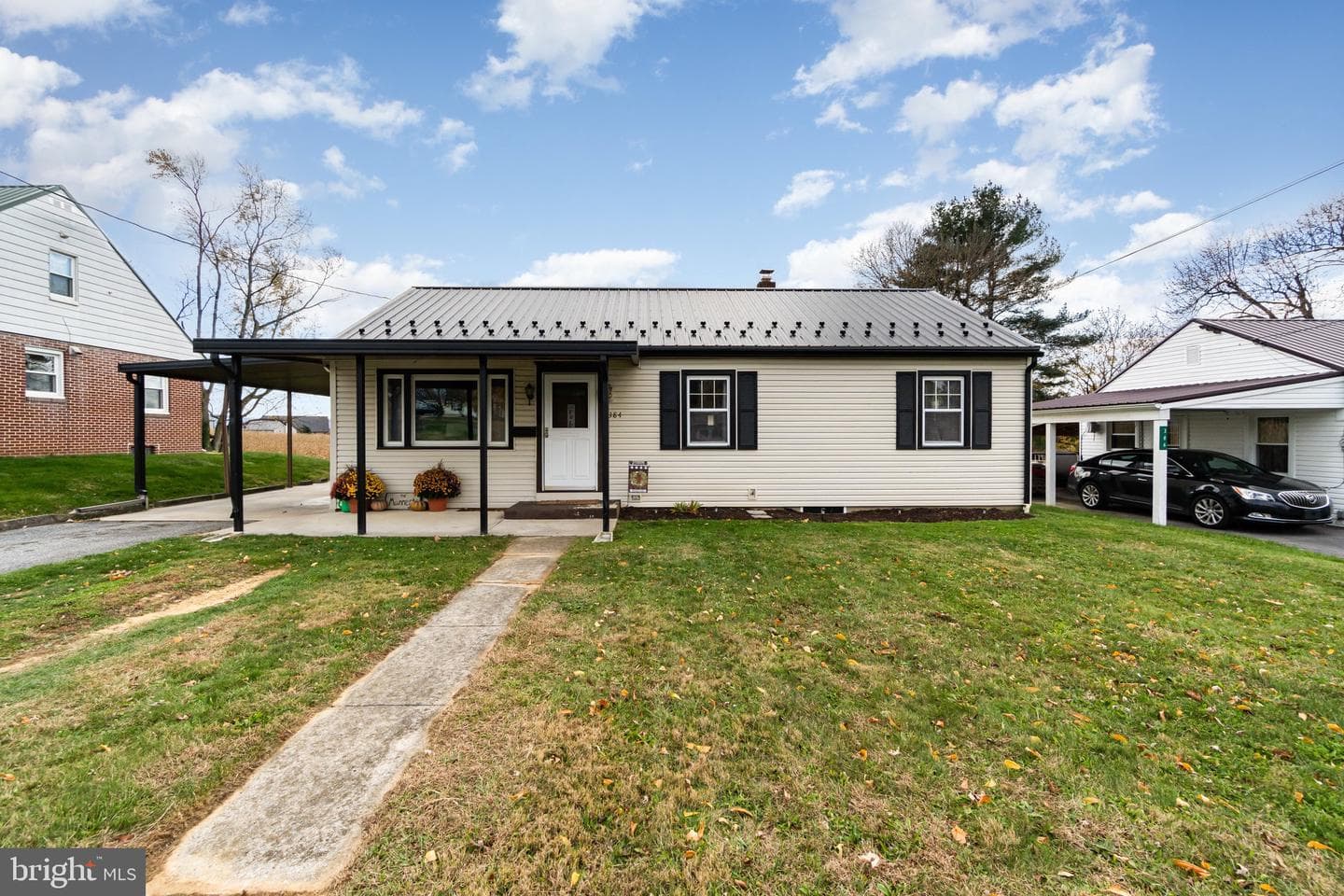 384 W Main Street