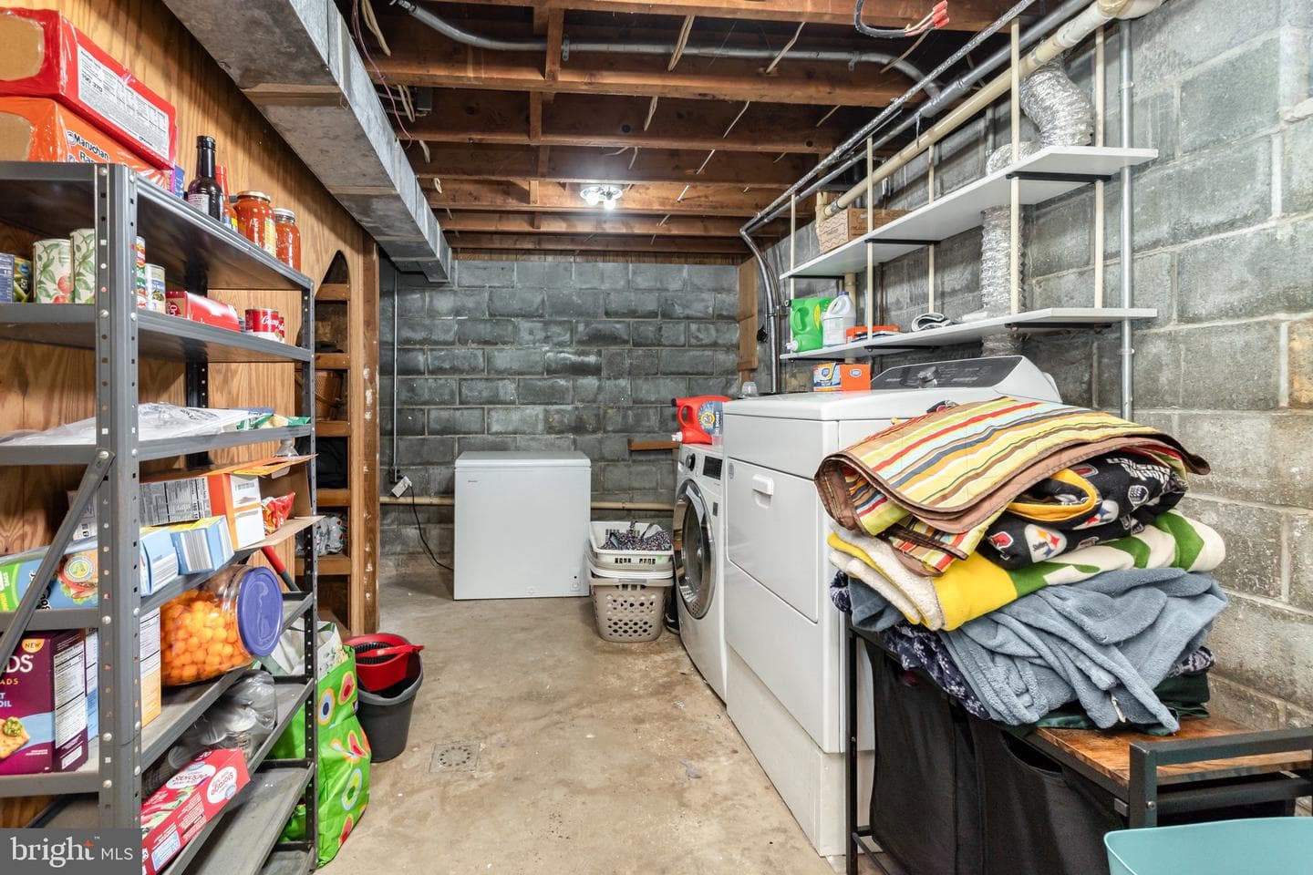 384 W Main Street photo 18