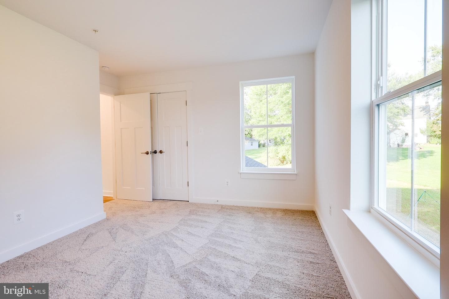 1401 Shannon Drive S photo 36