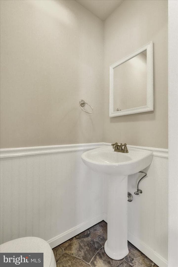 34 Surrey Drive photo 11