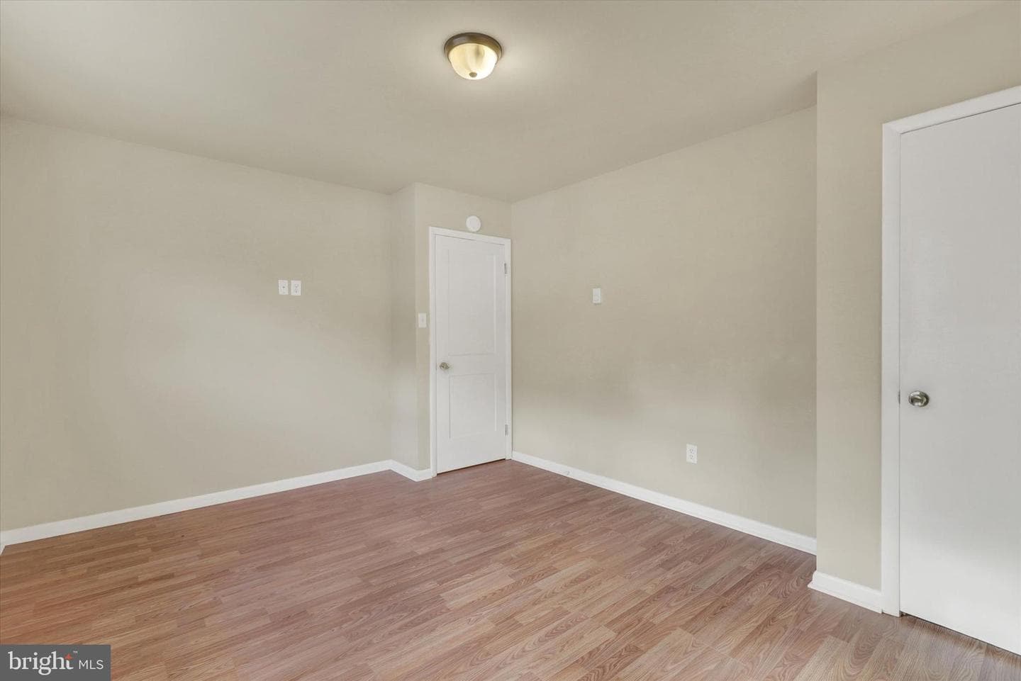 34 Surrey Drive photo 13